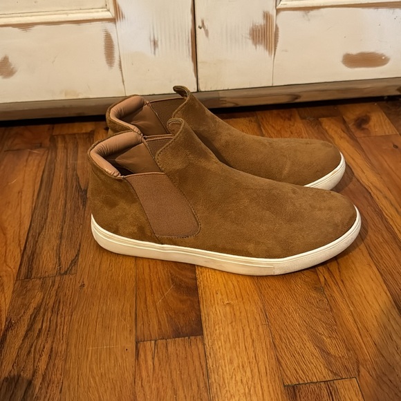 Booties - Picture 2 of 4